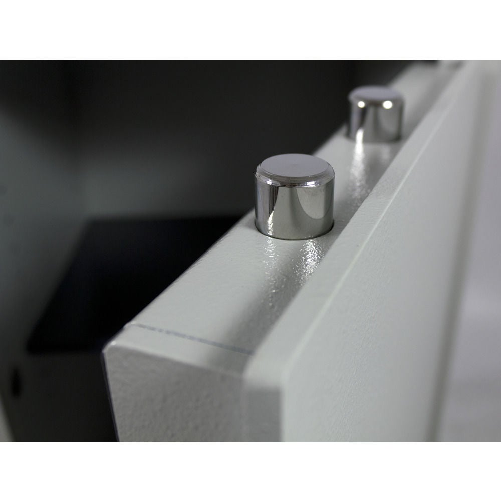 MarketingDetail Sistec EM bolts